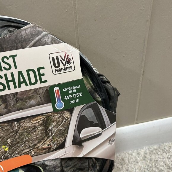 Mossy Oak Twist Camo Sun Shade 31.5" In X 28.5" New Front Window Car Protection - Picture 3 of 7